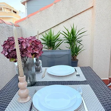 Two- Story Near The Sea 5 Minutes Τορεβιέχα
